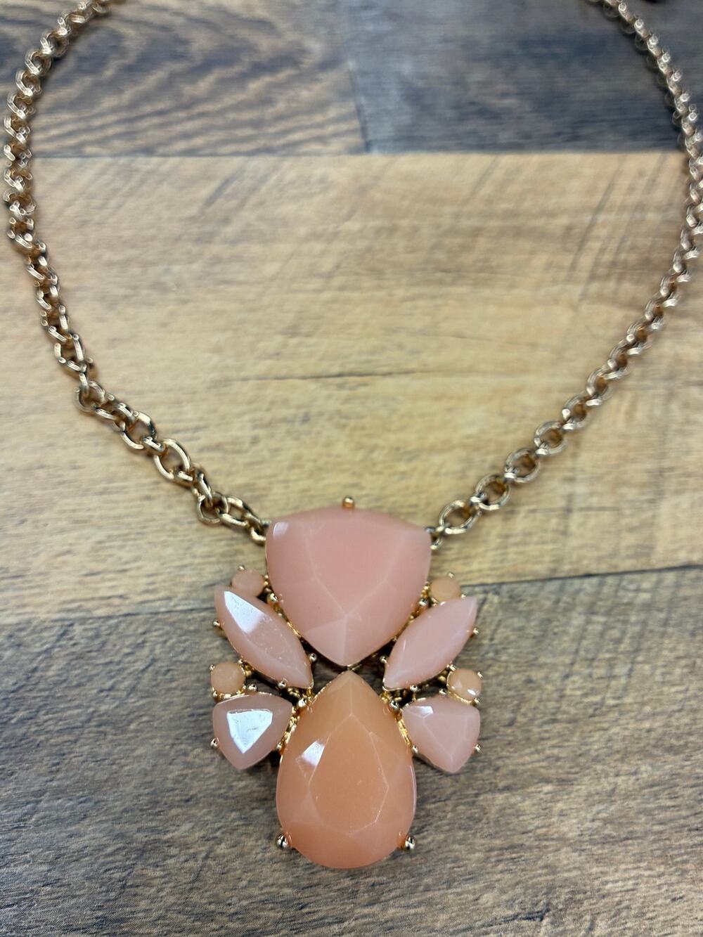 Kate Spade Chunky Peach Stone Statement Necklace Gold Tone